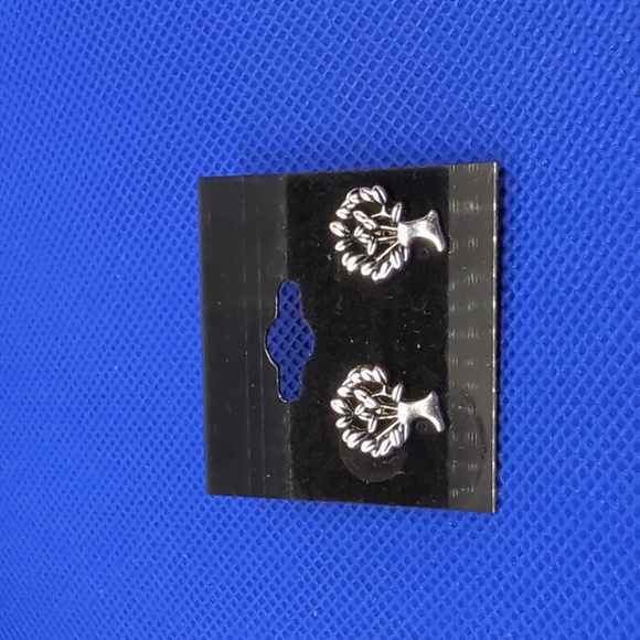 🩸SALE $5.00🩸Tree of Life✳️Earrings Post Style Mini NWT Silver - Picture 3 of 7